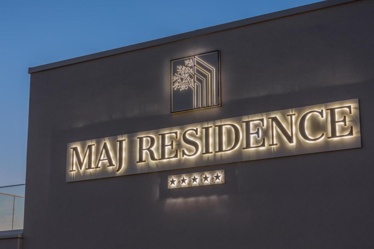 Maj Luxury Residence 波雷奇 外观 照片