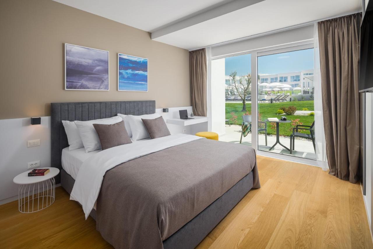 Maj Luxury Residence 波雷奇 外观 照片